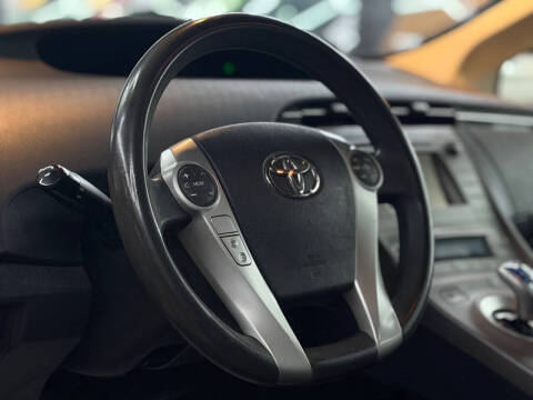 2012 Toyota Prius Two
