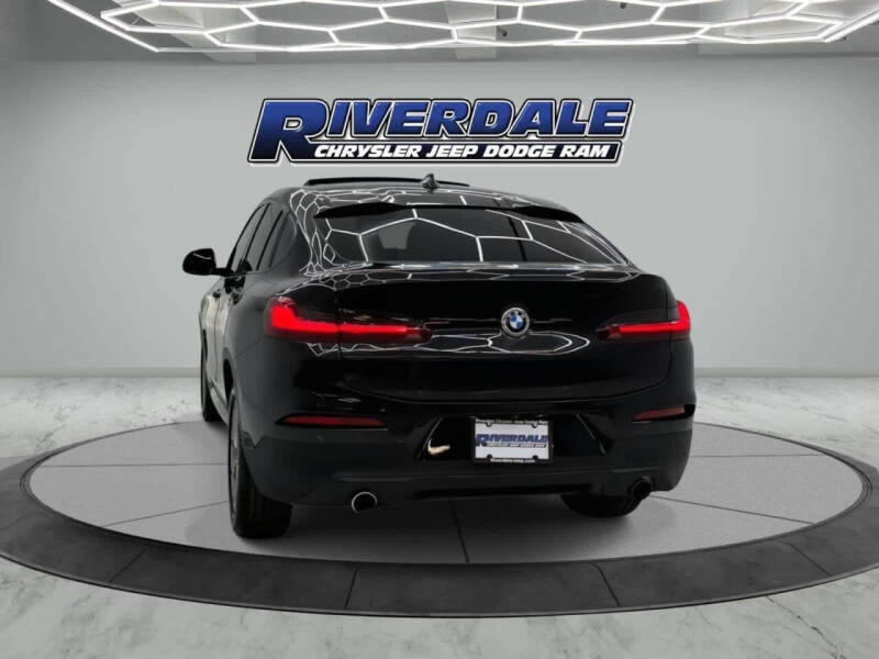 2021 BMW X4 xDrive30i
