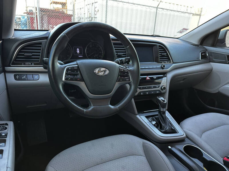 2017 Hyundai Elantra Value Edition