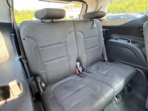 2017 GMC Acadia SLE-2