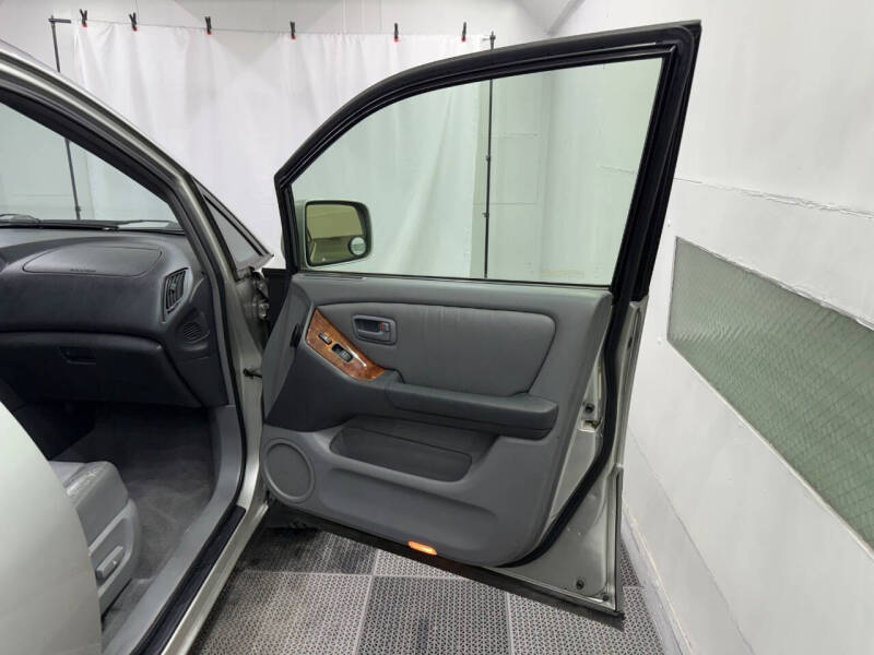 2000 Lexus RX 300