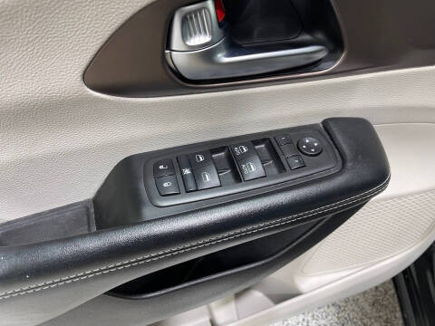 2021 Chrysler Voyager LXi