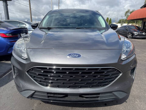 2021 Ford Escape SE