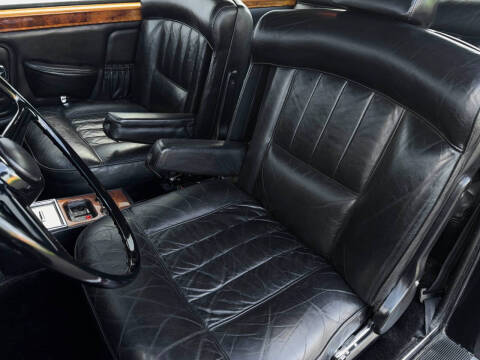 1975 Rolls-Royce Corniche