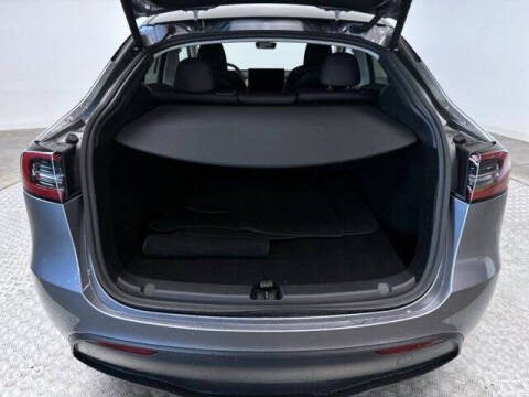 2025 Tesla Model Y Long Range