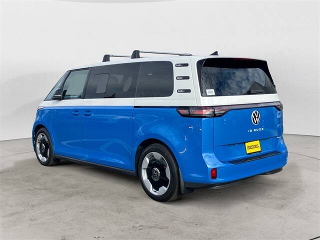 2025 Volkswagen ID. Buzz Pro S Plus 4Motion