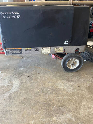 2008 cummins Onan RV QG 5500 LP Gen for sale at Quality RV LLC in Enumclaw WA