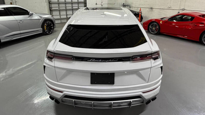 2020 Lamborghini Urus