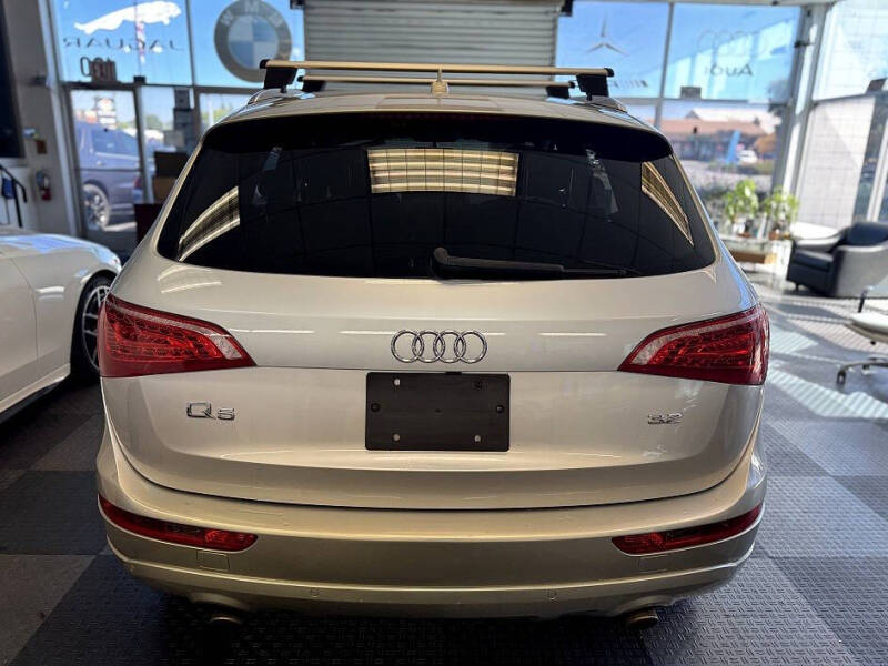 2010 Audi Q5 3.2 quattro Premium Plus