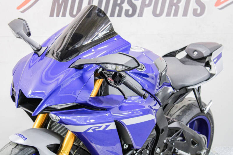 2021 Yamaha YZF-R1