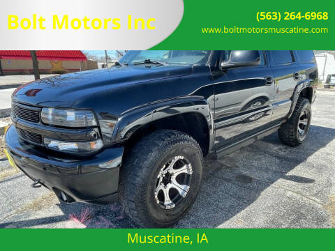 2003 Chevrolet Tahoe for sale at Bolt Motors Inc in Muscatine IA
