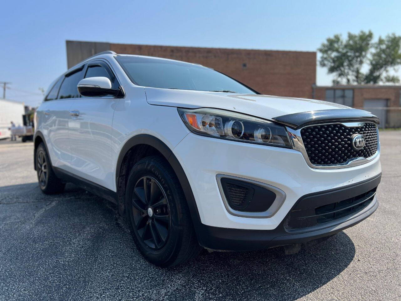 2017 Kia Sorento for sale at Ideal Cars LLC in Skokie, IL