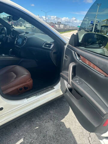 2017 Maserati Ghibli