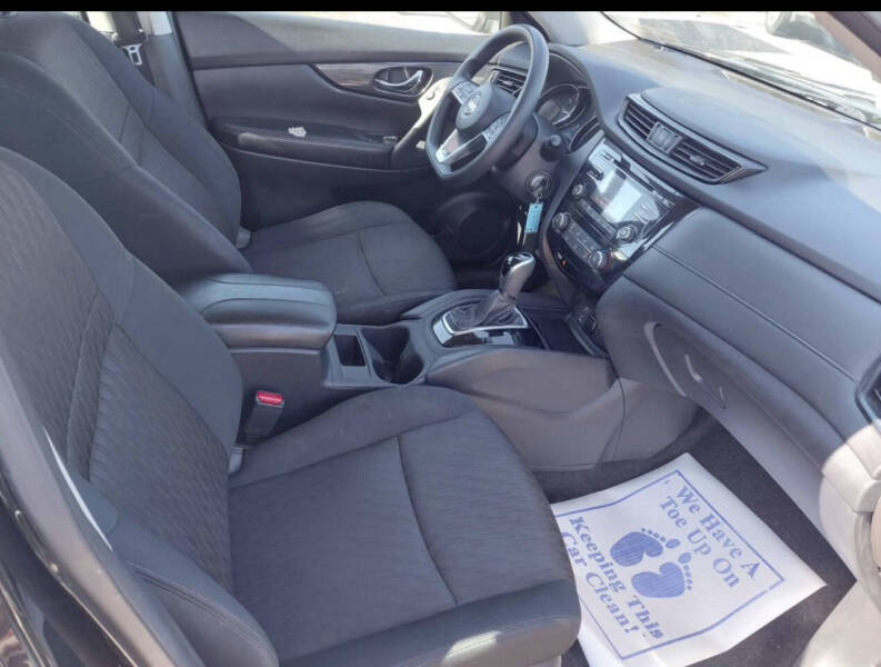 2017 Nissan Rogue S
