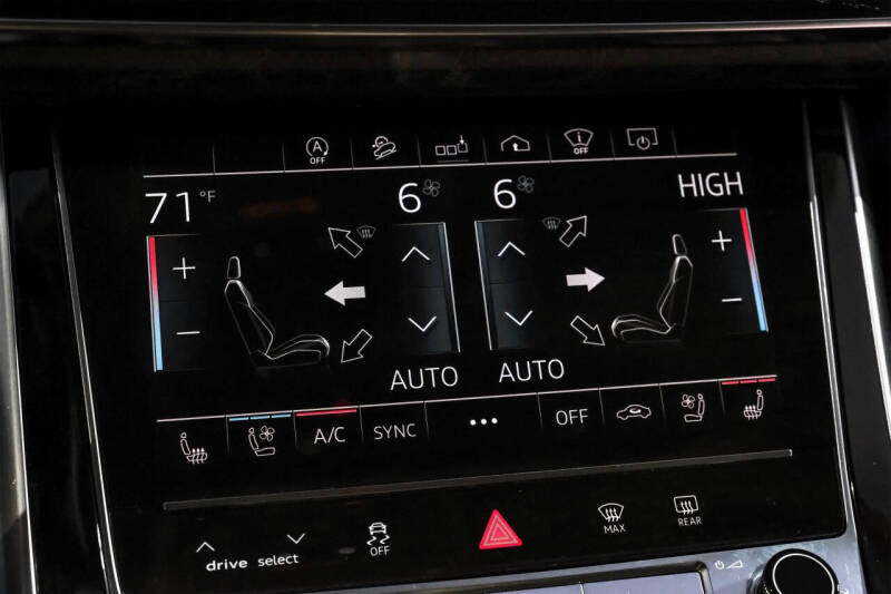 2020 Audi Q8 quattro Prestige 55 TFSI