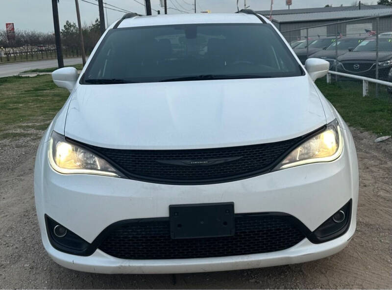 2020 Chrysler Pacifica Touring L Plus