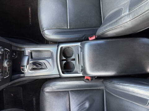 2017 Dodge Charger SXT