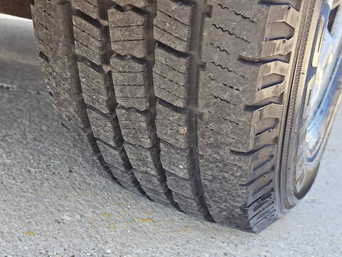 2012 Nissan NV 2500 HD S