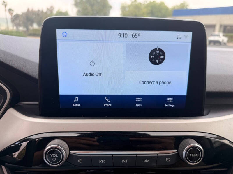 2020 Ford Escape SE