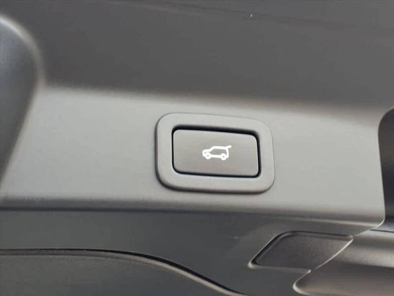 2020 Jaguar F-PACE Checkered Flag Limited Edition