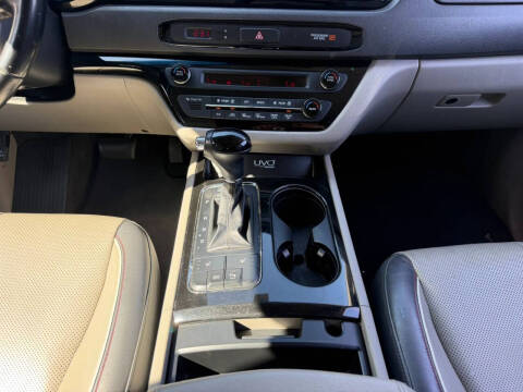2016 Kia Sedona