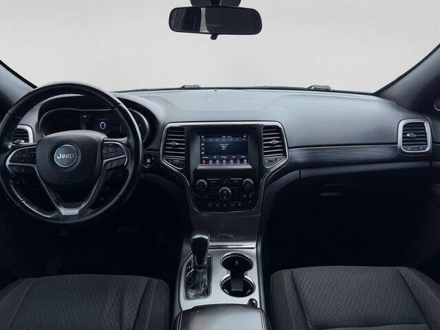 2020 Jeep Grand Cherokee Laredo E