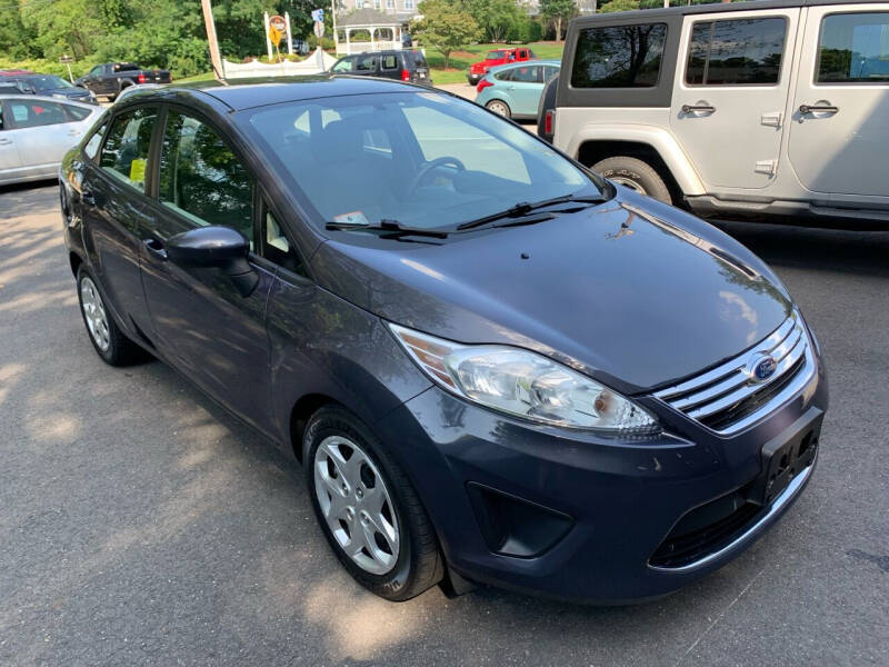 2012 Ford Fiesta for sale at QUINN'S AUTOMOTIVE in Leominster MA