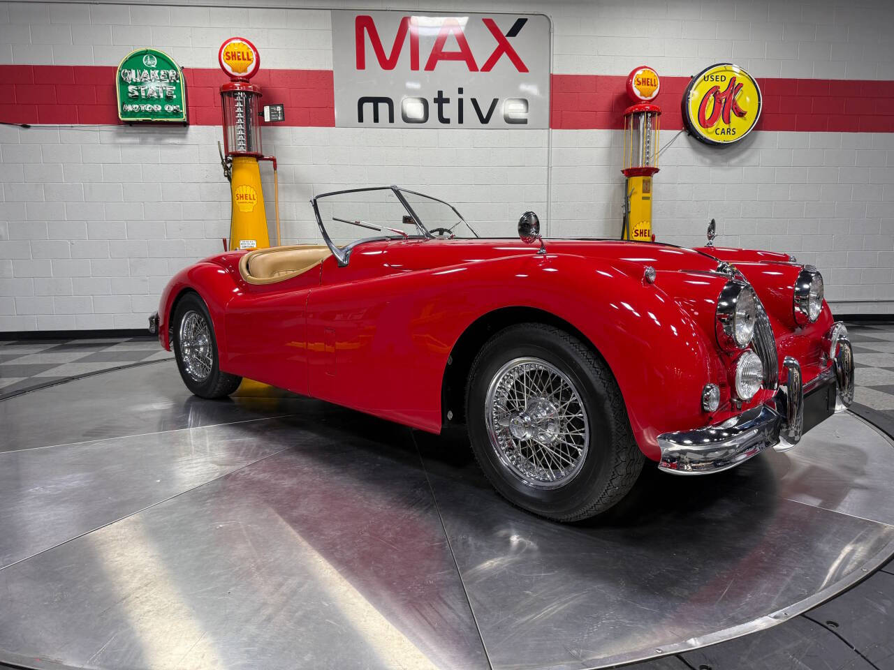 1956 Jaguar XK 140 Roadster 2