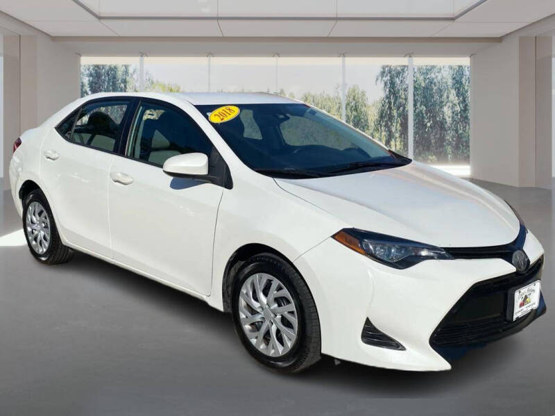 2018 Toyota Corolla LE's photo