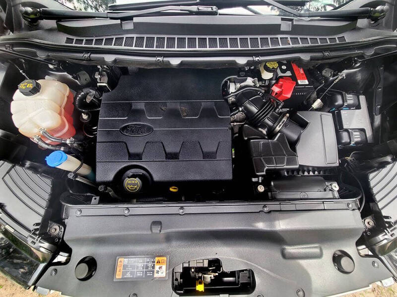 2015 Ford Edge SE