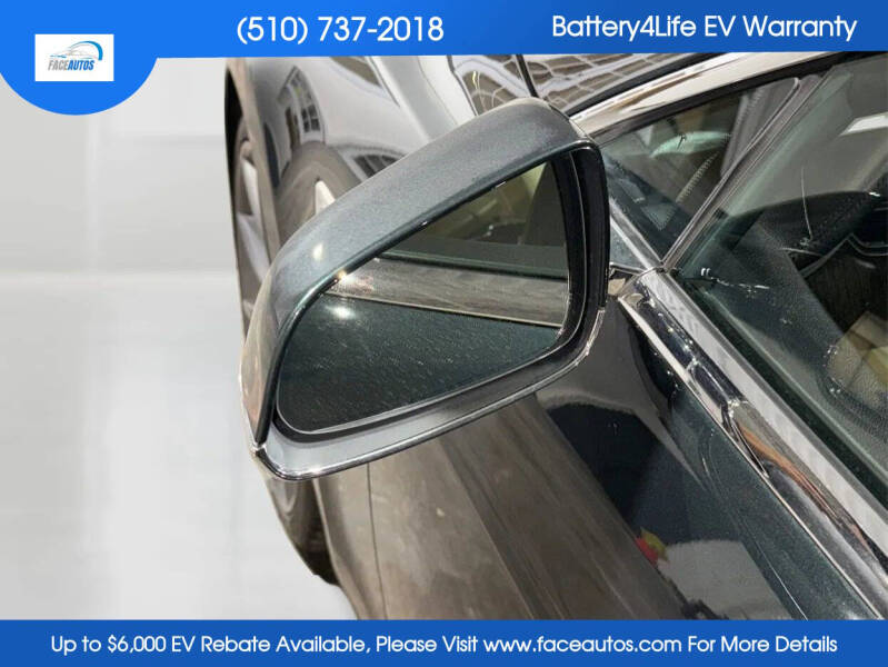 2013 Tesla Model S Performance