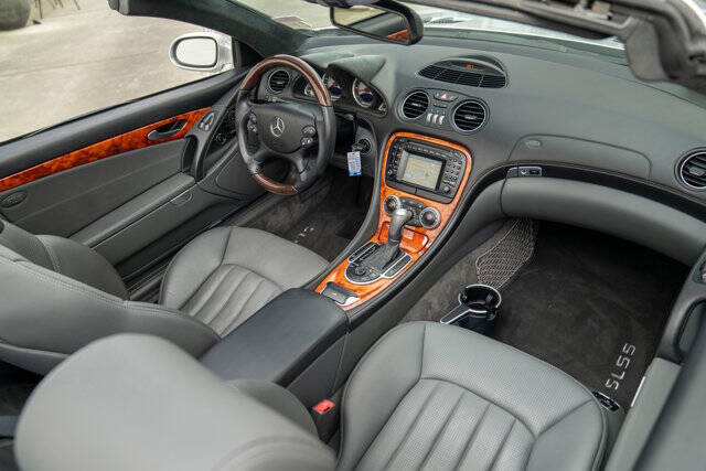 2003 Mercedes-Benz SL-Class 8