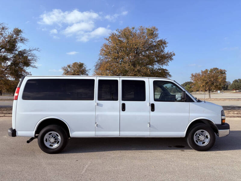 2016 Chevrolet Express LT 3500
