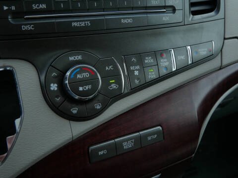 2013 Toyota Sienna