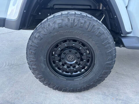 2022 Jeep Gladiator Overland