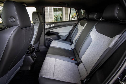 2025 Volkswagen ID.4 Pro