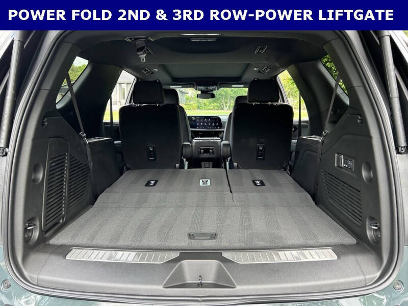 2025 Chevrolet Tahoe RST