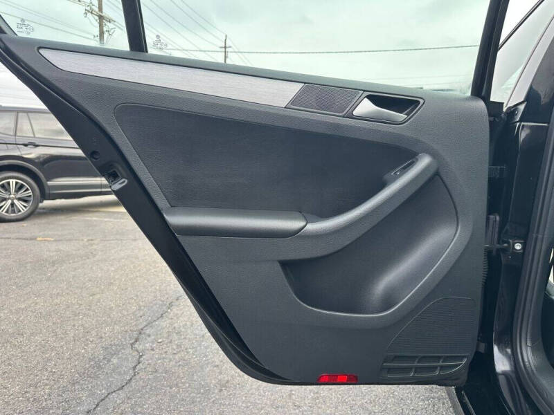 2017 Volkswagen Jetta 1.8T Sport