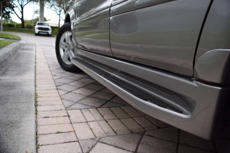 2005 Mercedes-Benz M-Class ML 350