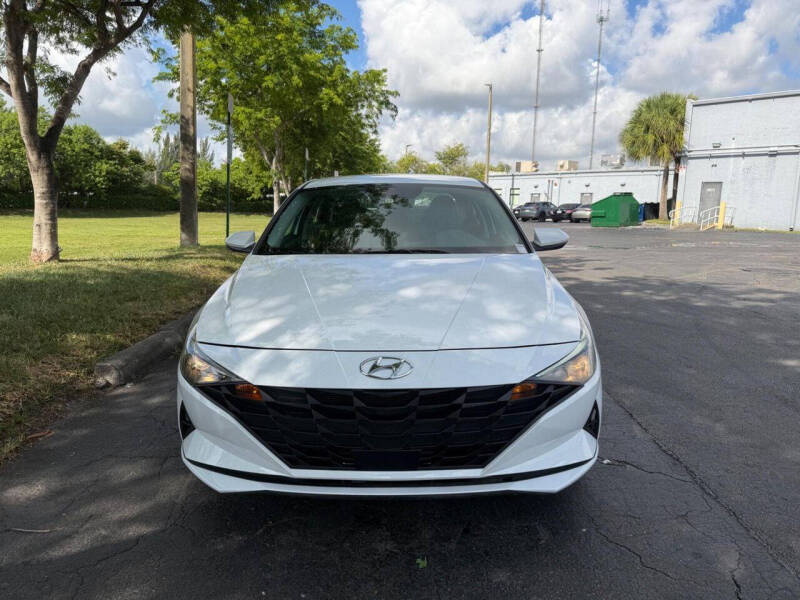 2023 Hyundai Elantra