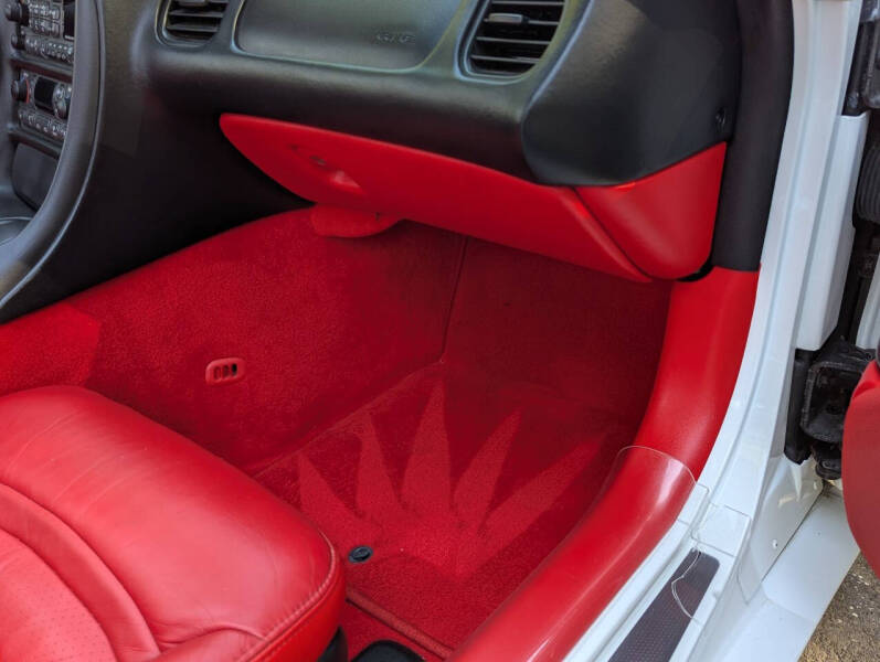 2004 Chevrolet Corvette