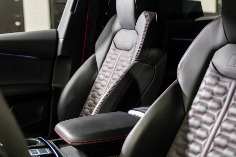 2024 Audi RS Q8 4.0T quattro