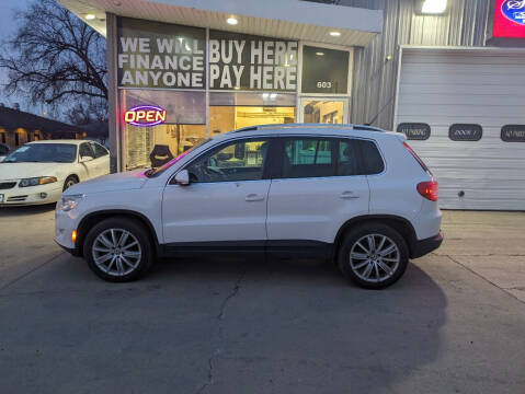 2011 Volkswagen Tiguan for sale at STERLING MOTORS in Watertown SD
