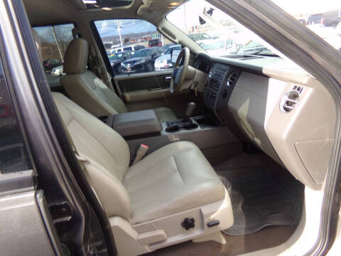2011 Ford Expedition XLT