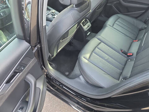 2018 Audi A4 2.0T quattro Premium Plus