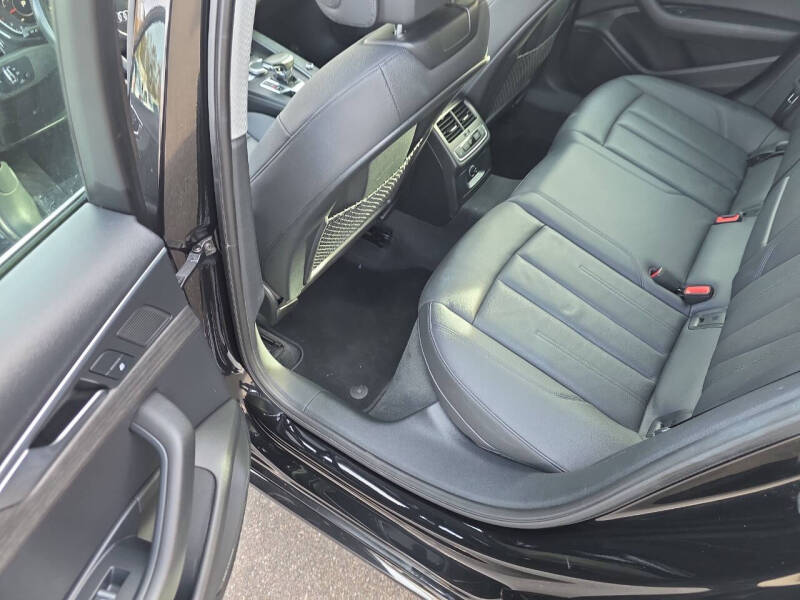 2018 Audi A4 2.0T quattro Premium Plus