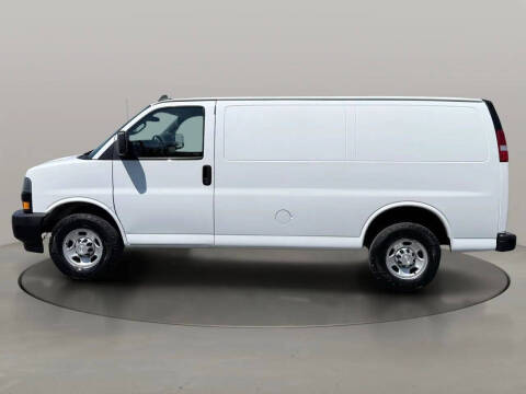 2021 Chevrolet Express 2500