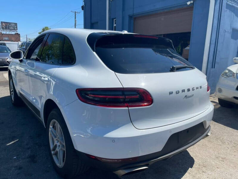 2018 Porsche Macan
