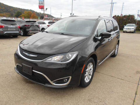 2020 Chrysler Pacifica Touring L