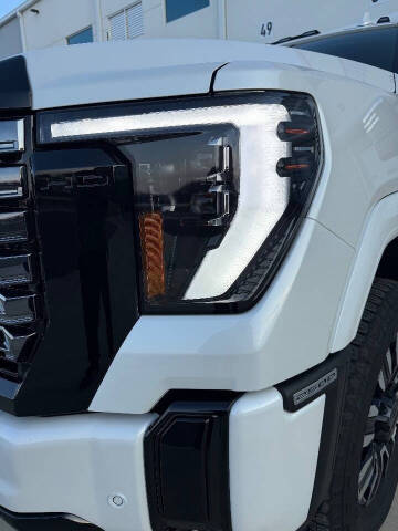 2025 GMC Sierra 2500HD Denali Ultimate